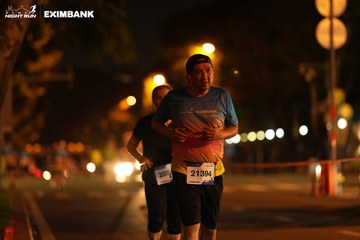 HO CHI MINH CITY NIGHT RUN EXIMBANK 2024 - Ảnh #2160896