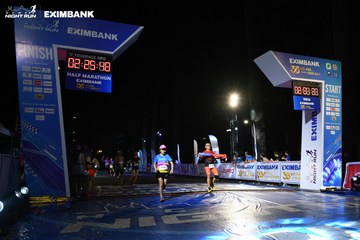 HO CHI MINH CITY NIGHT RUN EXIMBANK 2024 - Ảnh #2060981