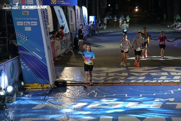 HO CHI MINH CITY NIGHT RUN EXIMBANK 2024 - Ảnh #2032817