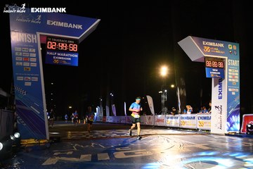 HO CHI MINH CITY NIGHT RUN EXIMBANK 2024 - Ảnh #2065011