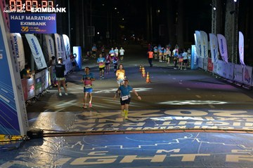 HO CHI MINH CITY NIGHT RUN EXIMBANK 2024 - Ảnh #2029259