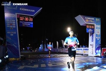 HO CHI MINH CITY NIGHT RUN EXIMBANK 2024 - Ảnh #2059913