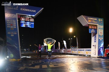 HO CHI MINH CITY NIGHT RUN EXIMBANK 2024 - Ảnh #2059141