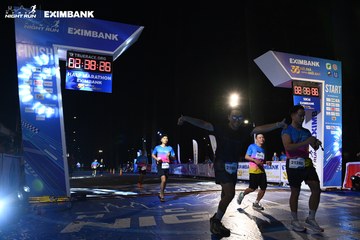 HO CHI MINH CITY NIGHT RUN EXIMBANK 2024 - Ảnh #2059849
