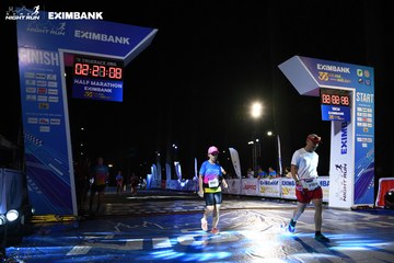 HO CHI MINH CITY NIGHT RUN EXIMBANK 2024 - Ảnh #2062931