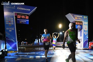 HO CHI MINH CITY NIGHT RUN EXIMBANK 2024 - Ảnh #2064661