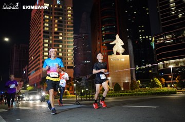 HO CHI MINH CITY NIGHT RUN EXIMBANK 2024 - Ảnh #1990171