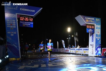 HO CHI MINH CITY NIGHT RUN EXIMBANK 2024 - Ảnh #2062355