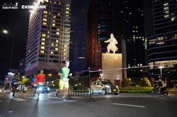 HO CHI MINH CITY NIGHT RUN EXIMBANK 2024 - Ảnh #1989186