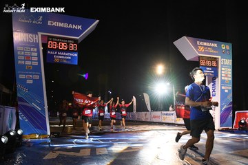HO CHI MINH CITY NIGHT RUN EXIMBANK 2024 - Ảnh #2064458