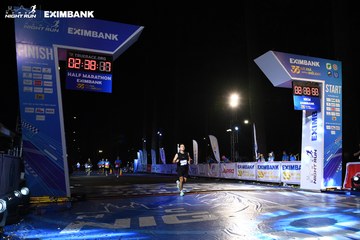HO CHI MINH CITY NIGHT RUN EXIMBANK 2024 - Ảnh #2059737