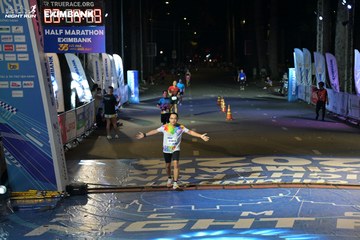 HO CHI MINH CITY NIGHT RUN EXIMBANK 2024 - Ảnh #2028076