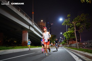 HO CHI MINH CITY NIGHT RUN EXIMBANK 2024 - Ảnh #1988852