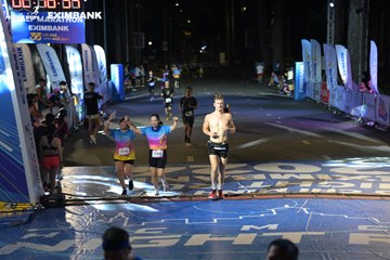 HO CHI MINH CITY NIGHT RUN EXIMBANK 2024 - Ảnh #2025795