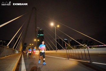 HO CHI MINH CITY NIGHT RUN EXIMBANK 2024 - Ảnh #2025189