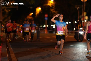 HO CHI MINH CITY NIGHT RUN EXIMBANK 2024 - Ảnh #2159830
