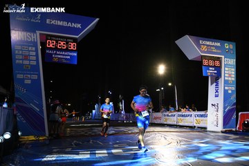 HO CHI MINH CITY NIGHT RUN EXIMBANK 2024 - Ảnh #2060591