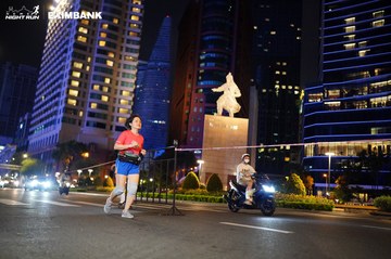 HO CHI MINH CITY NIGHT RUN EXIMBANK 2024 - Ảnh #1989273