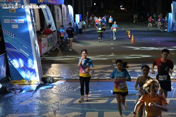 HO CHI MINH CITY NIGHT RUN EXIMBANK 2024 - Ảnh #2032533