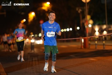 HO CHI MINH CITY NIGHT RUN EXIMBANK 2024 - Ảnh #2160767