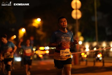 HO CHI MINH CITY NIGHT RUN EXIMBANK 2024 - Ảnh #2160435