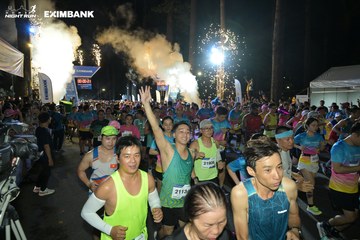 HO CHI MINH CITY NIGHT RUN EXIMBANK 2024 - Ảnh #1970706