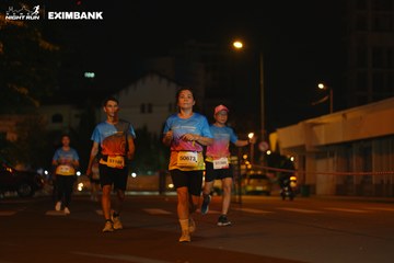 HO CHI MINH CITY NIGHT RUN EXIMBANK 2024 - Ảnh #2029008