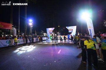 HO CHI MINH CITY NIGHT RUN EXIMBANK 2024 - Ảnh #1971023
