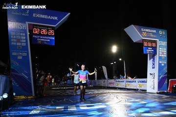 HO CHI MINH CITY NIGHT RUN EXIMBANK 2024 - Ảnh #2061862