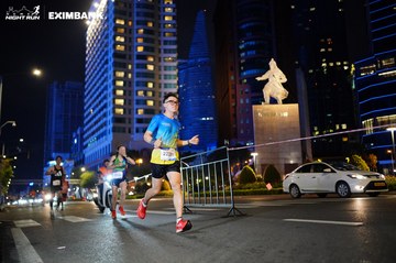 HO CHI MINH CITY NIGHT RUN EXIMBANK 2024 - Ảnh #1989433