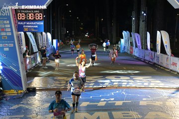 HO CHI MINH CITY NIGHT RUN EXIMBANK 2024 - Ảnh #2028991