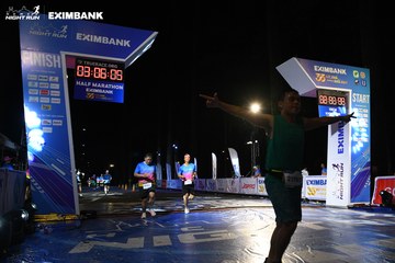 HO CHI MINH CITY NIGHT RUN EXIMBANK 2024 - Ảnh #2064944