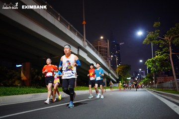 HO CHI MINH CITY NIGHT RUN EXIMBANK 2024 - Ảnh #1988860