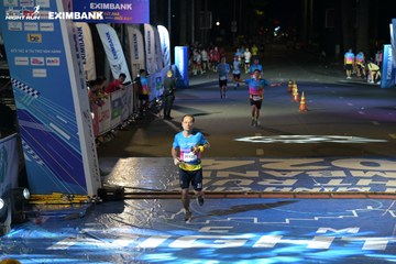 HO CHI MINH CITY NIGHT RUN EXIMBANK 2024 - Ảnh #2032273