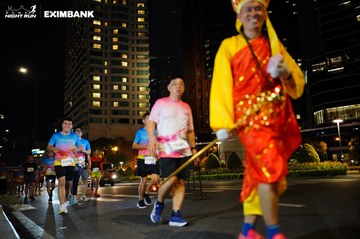 HO CHI MINH CITY NIGHT RUN EXIMBANK 2024 - Ảnh #1991219