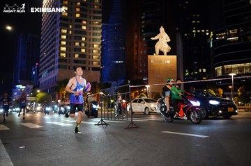 HO CHI MINH CITY NIGHT RUN EXIMBANK 2024 - Ảnh #1989129