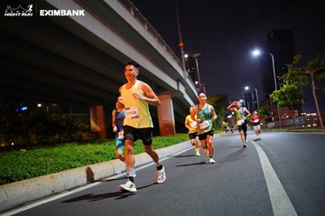 HO CHI MINH CITY NIGHT RUN EXIMBANK 2024 - Ảnh #1988791