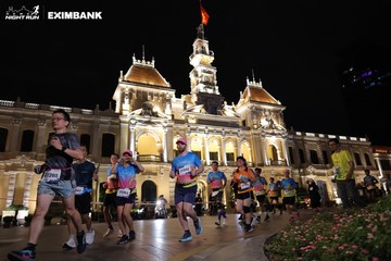 HO CHI MINH CITY NIGHT RUN EXIMBANK 2024 - Ảnh #2018365