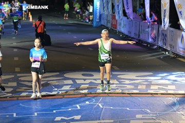 HO CHI MINH CITY NIGHT RUN EXIMBANK 2024 - Ảnh #2028192