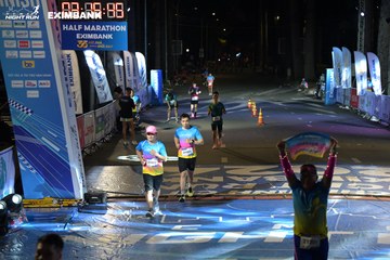 HO CHI MINH CITY NIGHT RUN EXIMBANK 2024 - Ảnh #2027843