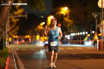 HO CHI MINH CITY NIGHT RUN EXIMBANK 2024 - Ảnh #2160107