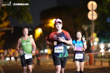 HO CHI MINH CITY NIGHT RUN EXIMBANK 2024 - Ảnh #2160233