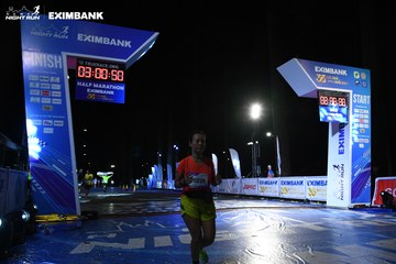 HO CHI MINH CITY NIGHT RUN EXIMBANK 2024 - Ảnh #2061563