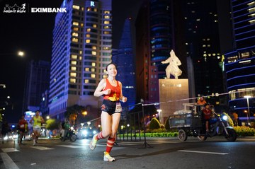 HO CHI MINH CITY NIGHT RUN EXIMBANK 2024 - Ảnh #1989866