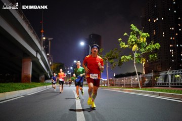 HO CHI MINH CITY NIGHT RUN EXIMBANK 2024 - Ảnh #1988798