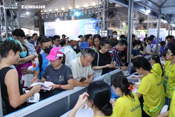 HO CHI MINH CITY NIGHT RUN EXIMBANK 2024 - Ảnh #1964351