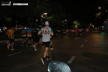 HO CHI MINH CITY NIGHT RUN EXIMBANK 2024 - Ảnh #2010633