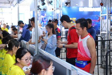 HO CHI MINH CITY NIGHT RUN EXIMBANK 2024 - Ảnh #1965332