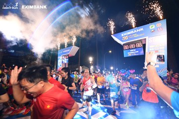 HO CHI MINH CITY NIGHT RUN EXIMBANK 2024 - Ảnh #1969740