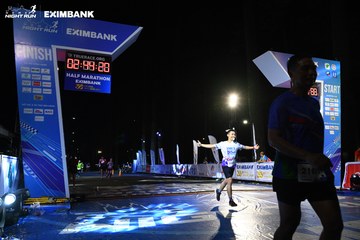 HO CHI MINH CITY NIGHT RUN EXIMBANK 2024 - Ảnh #2064306